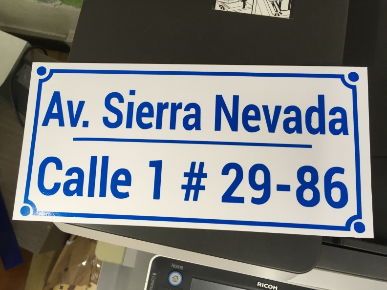 Nomenclatura en Acrilico y Vinilo