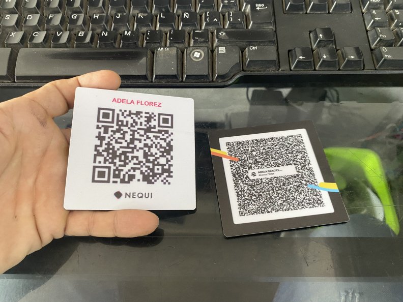 QR en Acrilico – Vascal