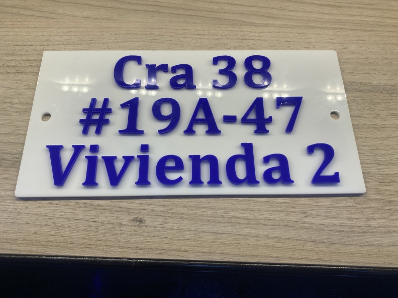 Nomenclaturas para casas en Acrilico